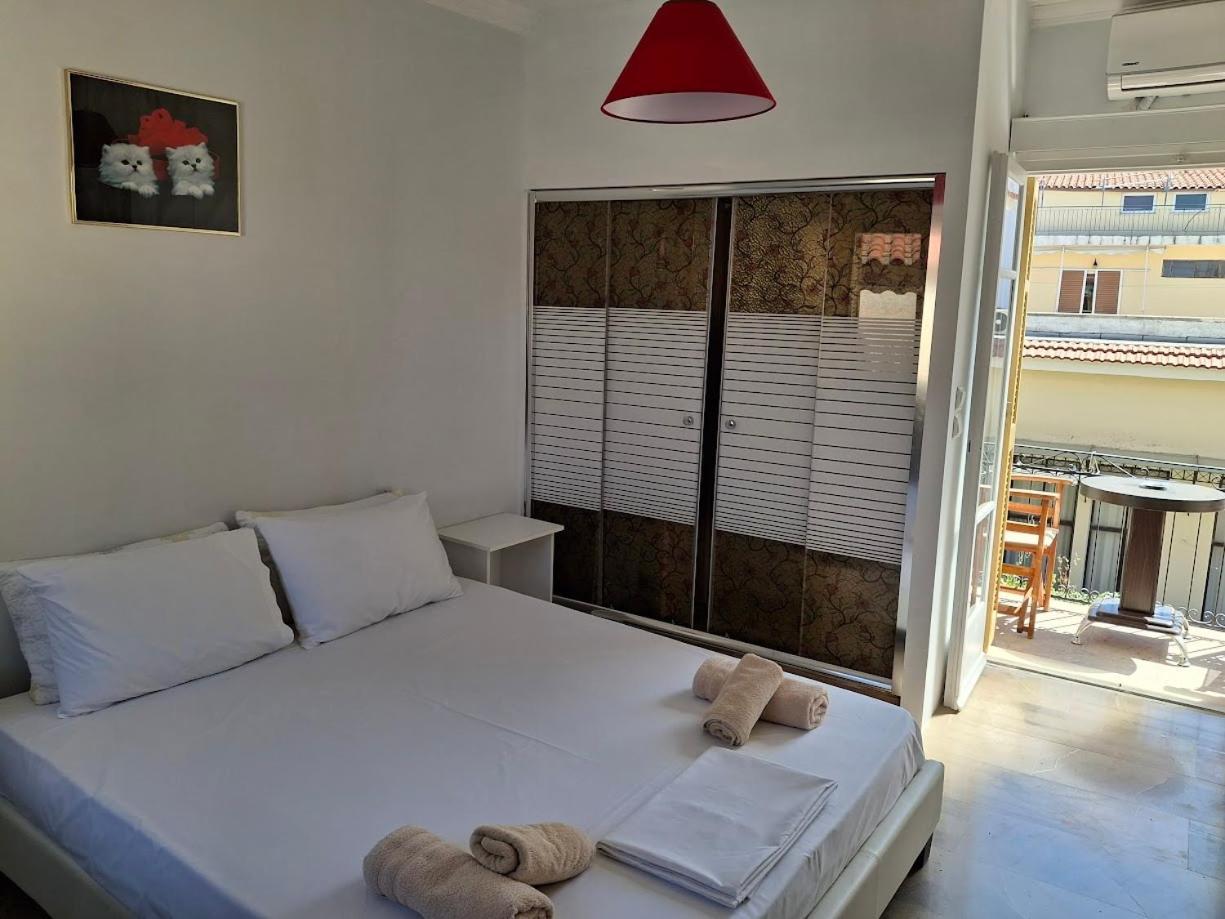 Nafpaktos Apartment And Studios In Port الغرفة الصورة