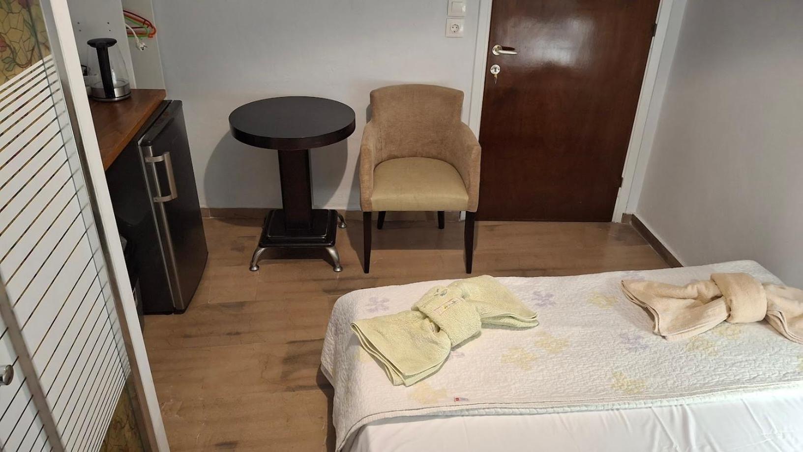 Nafpaktos Apartment And Studios In Port الغرفة الصورة