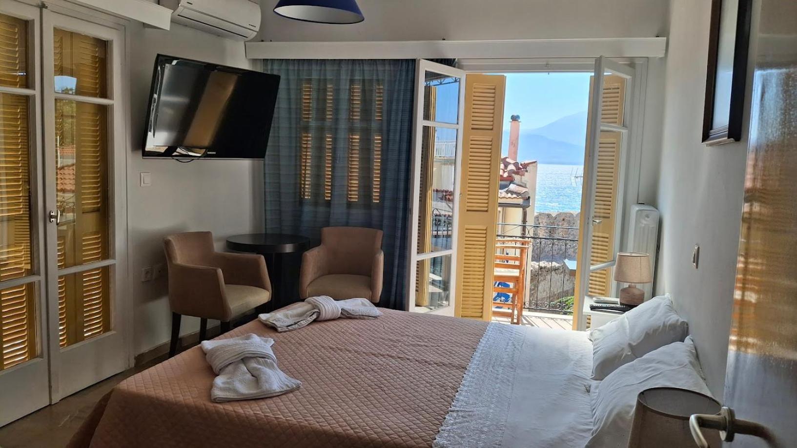 Nafpaktos Apartment And Studios In Port المظهر الخارجي الصورة